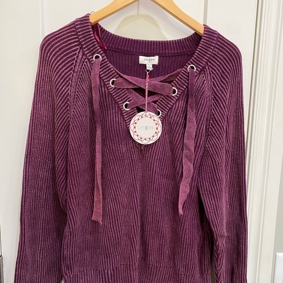 Umgee mineral wash lace up neckline purple sweater NWT size large - Picture 3 of 7